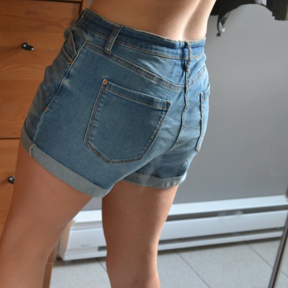 NWOT Denim shorts - Picture 7 of 7